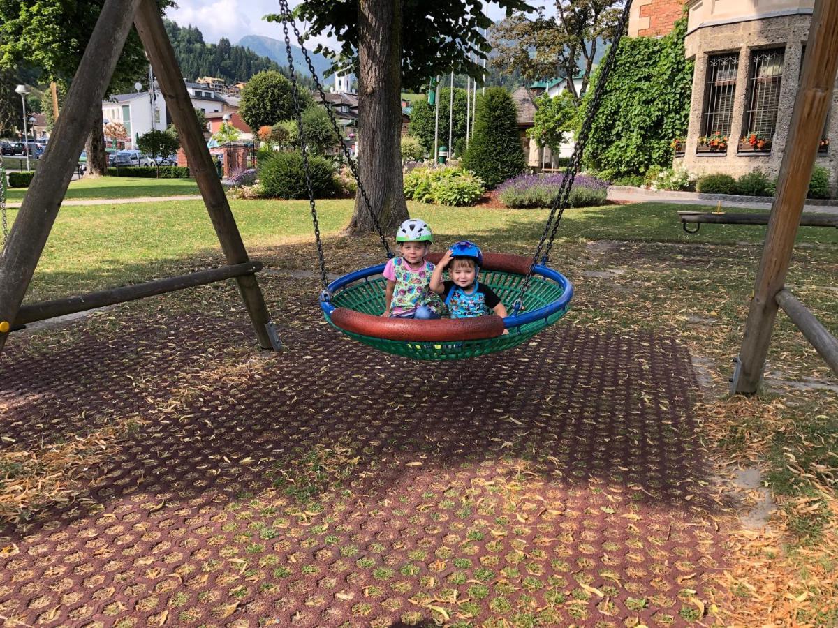 "Die Bergerin" | Appartements Schladming Bagian luar foto