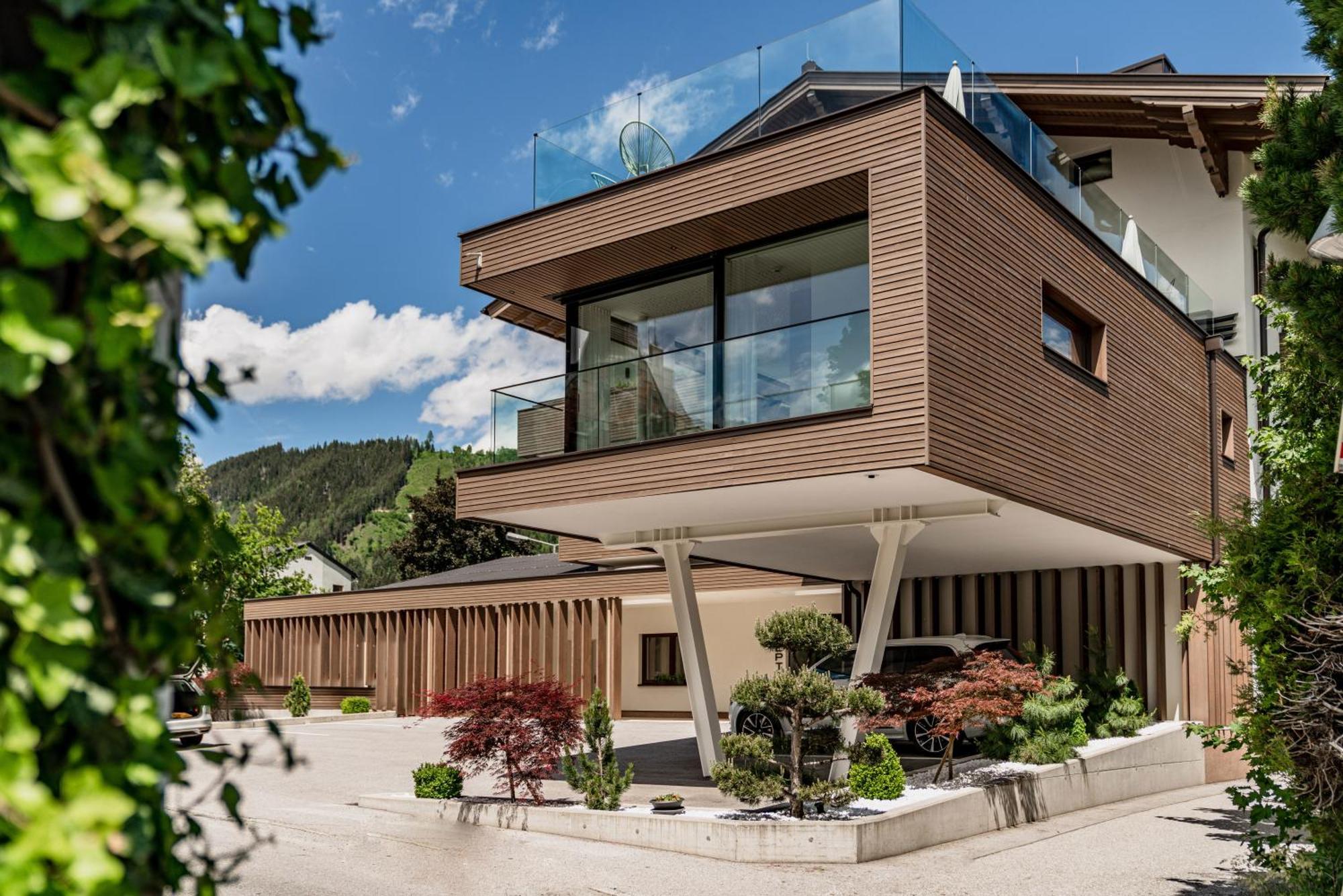 "Die Bergerin" | Appartements Schladming Bagian luar foto