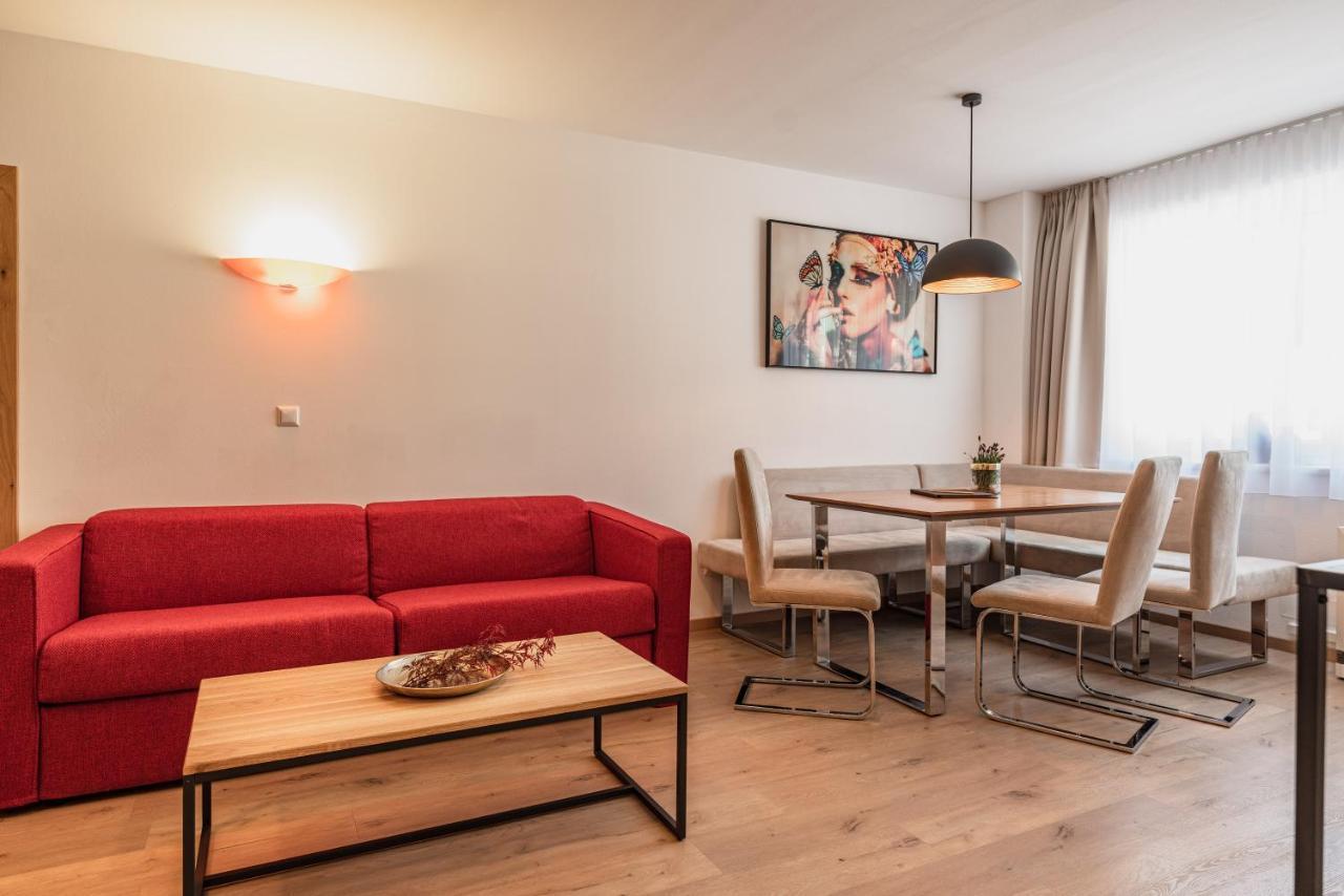 "Die Bergerin" | Appartements Schladming Bagian luar foto